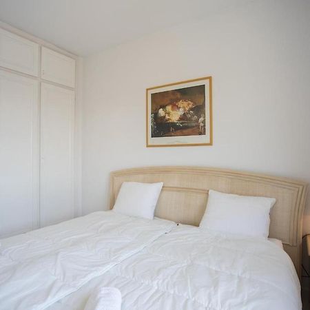 1005 Apartamento Con Vistas Al Lago San Maurici By Homeselectspain 艾姆布里亚布拉瓦 外观 照片